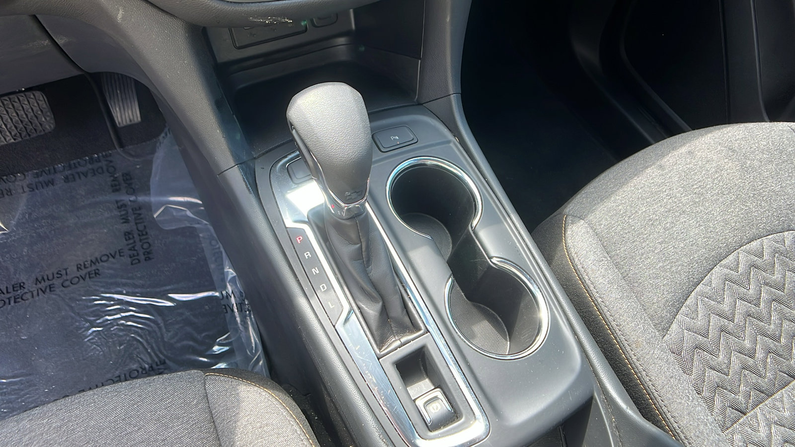 Used 2024 Chevrolet Equinox LT image 32