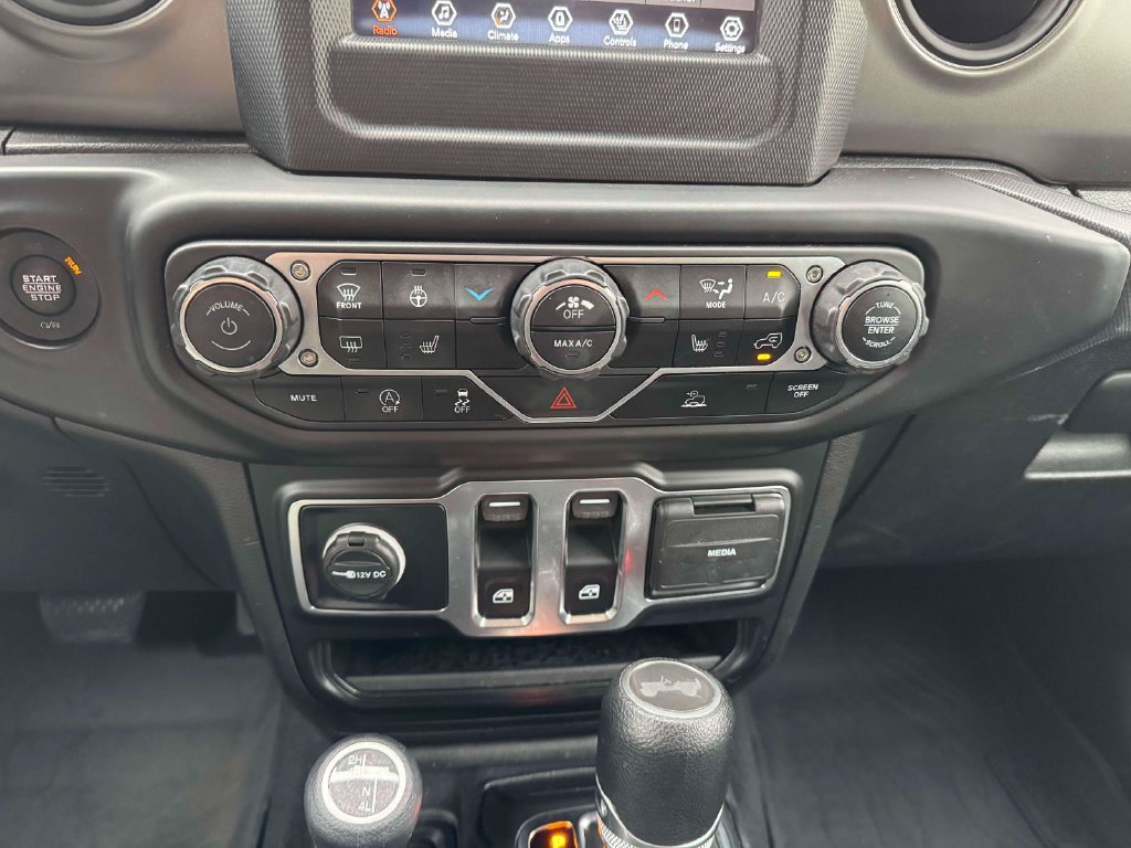 Used 2022 Jeep Wrangler Sport AWD/4WD image 29