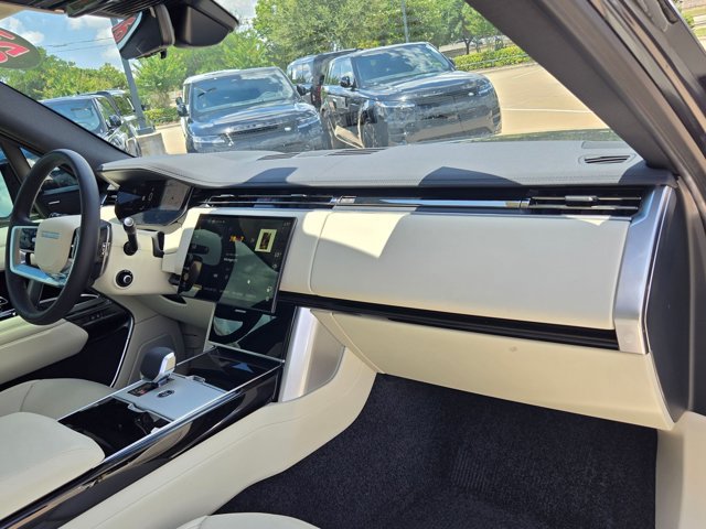 Used 2026 Land Rover Range Rover SE AWD/4WD image 23