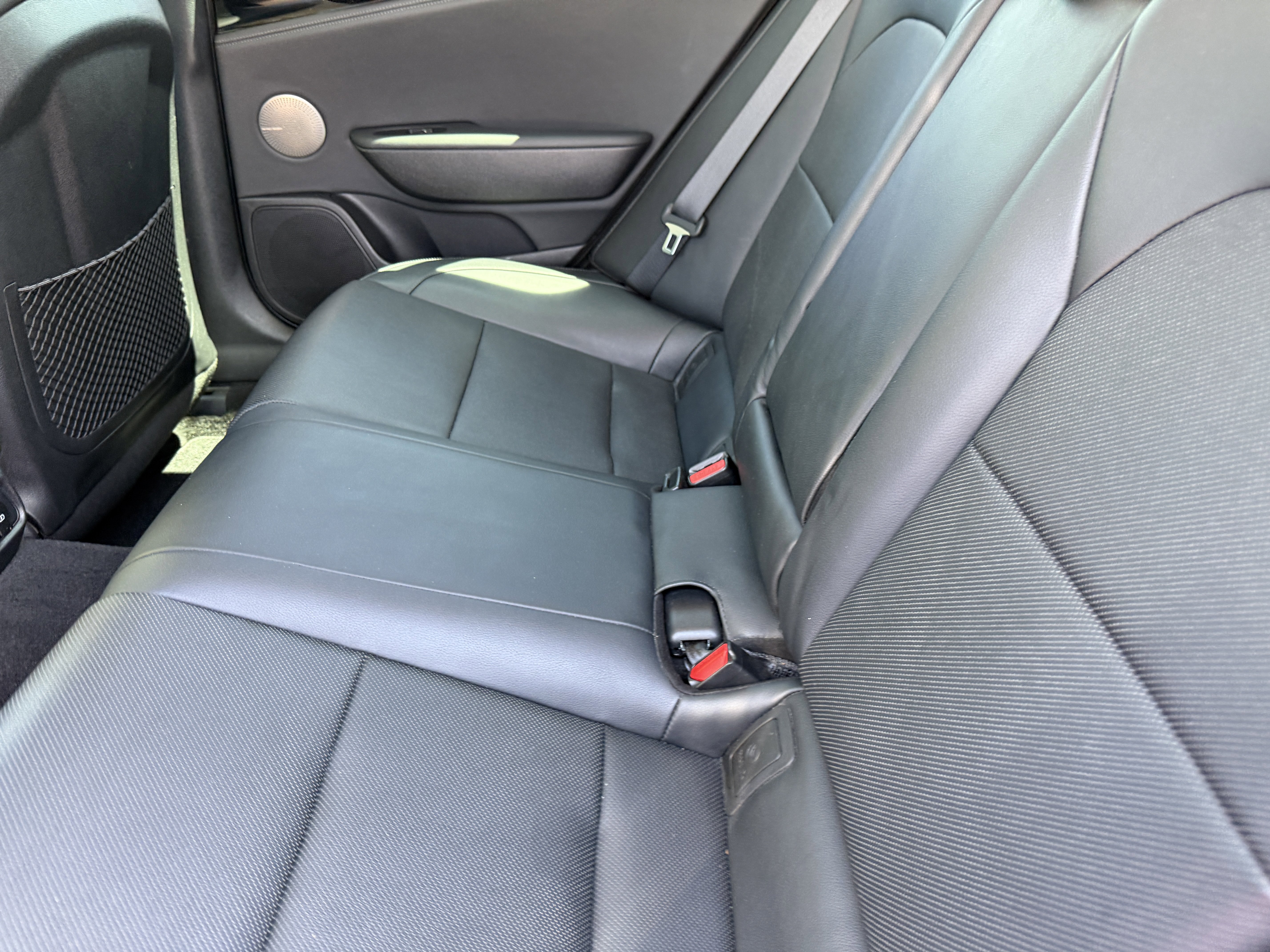 Certified 2019 Kia Stinger Premium image 17