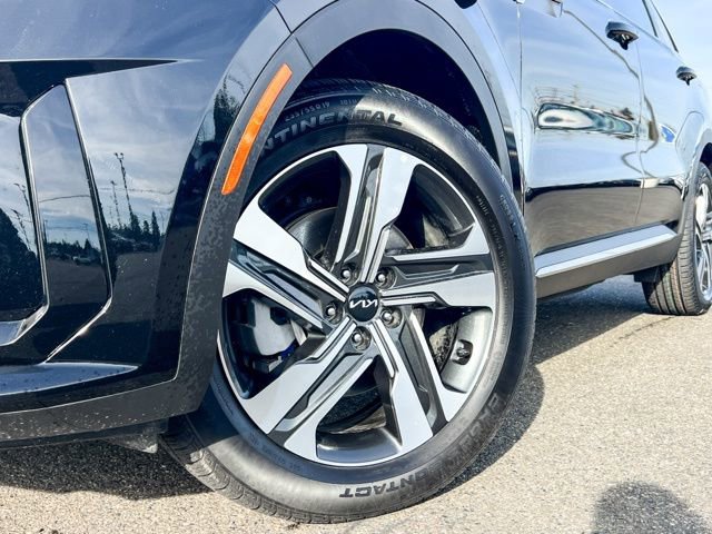 Certified 2024 Kia Sorento EX image 2