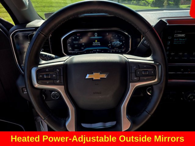 Used 2025 Chevrolet Silverado 1500 LT AWD/4WD image 32