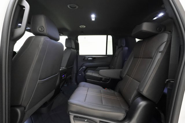 Used 2025 Chevrolet Suburban High Country image 22