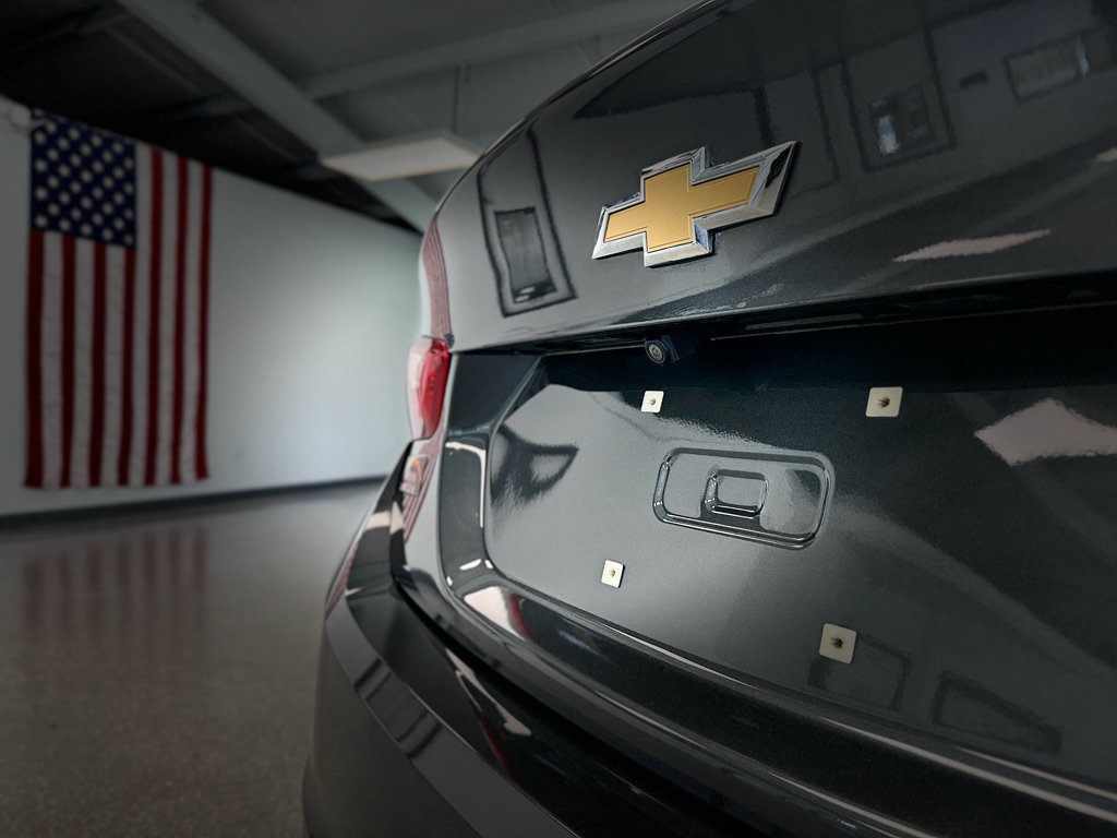 Used 2018 Chevrolet Malibu LT FWD image 30