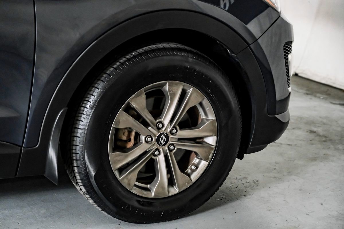 Used 2014 Hyundai Santa Fe Sport w/ Popular Equipment Package 02 image 48