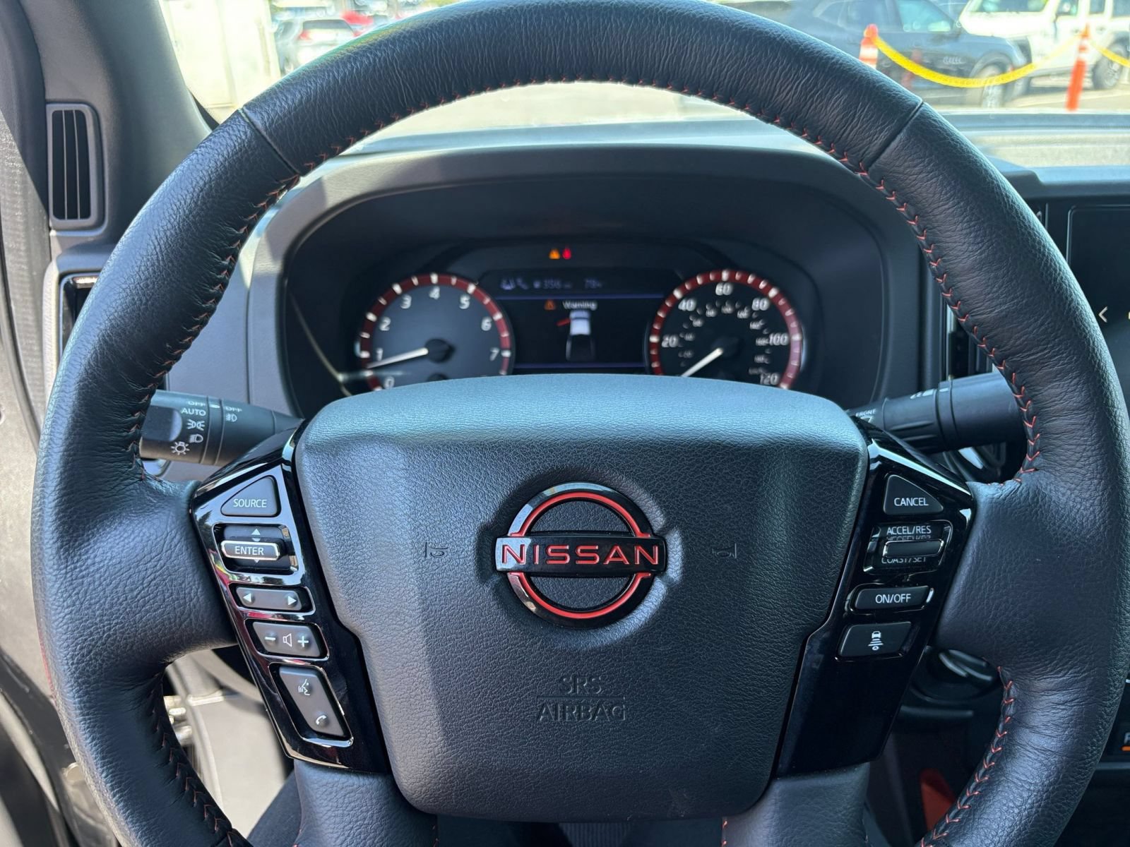 Used 2026 Nissan Frontier PRO-4X AWD/4WD image 28