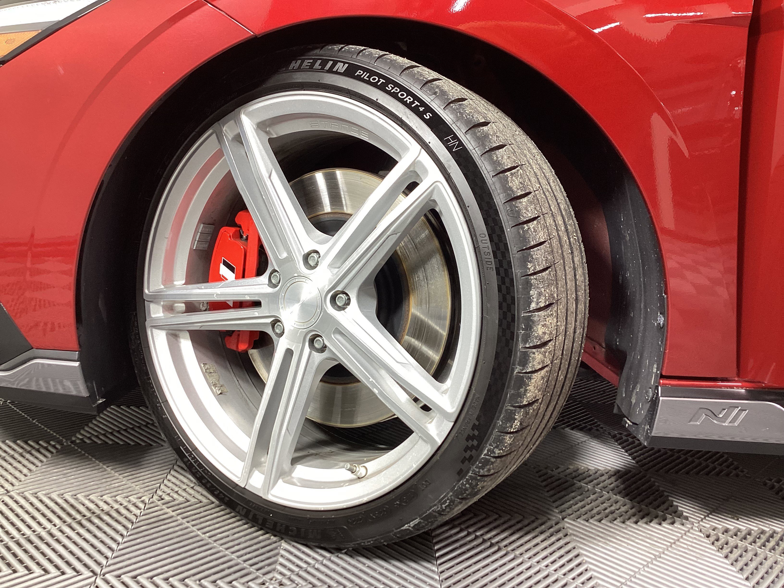 Used 2024 Hyundai Elantra N image 14