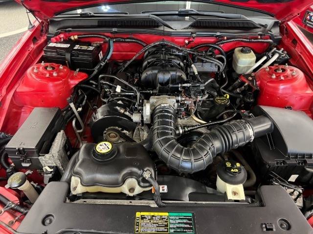 Used 2005 Ford Mustang Premium RWD image 31