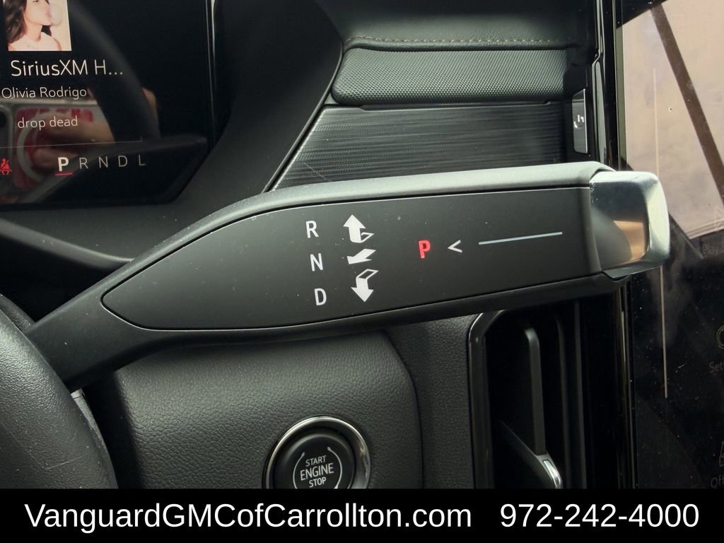 New 2026 GMC Acadia AT4 w/ LPO, Floor Liner Package AWD/4WD image 15