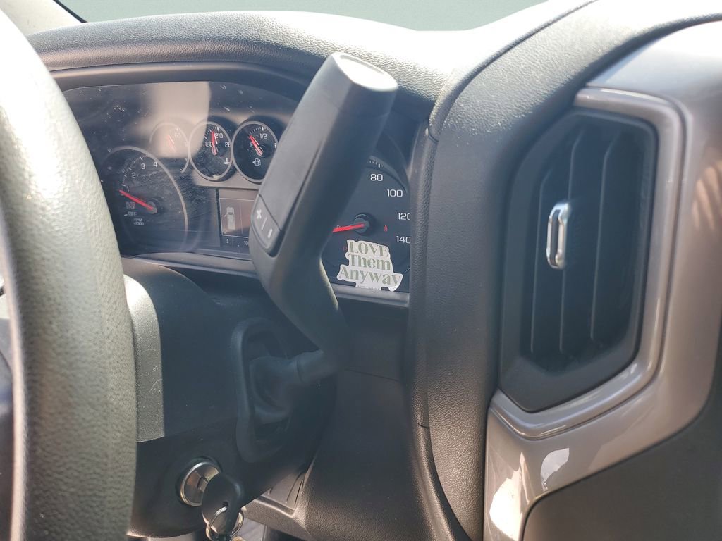 Used 2021 Chevrolet Silverado 1500 Custom image 15
