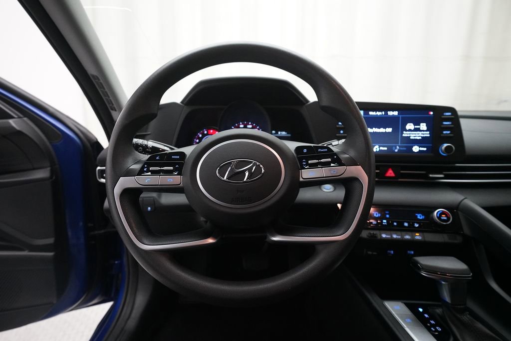 Used 2021 Hyundai Elantra SEL FWD image 4