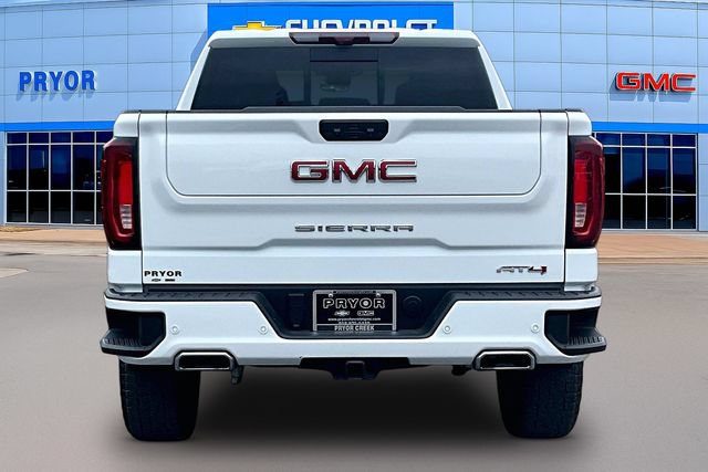 Used 2025 GMC Sierra 1500 AT4 w/ AT4 Premium Package AWD/4WD image 6