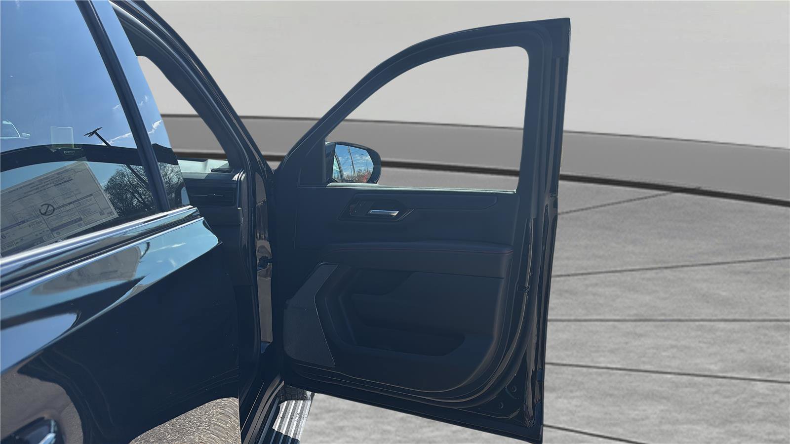 New 2026 GMC Yukon AT4 Ultimate w/ LPO, Floor Liner Package image 25