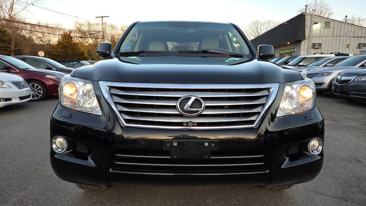 Used 2011 Lexus LX 570 4WD image 3