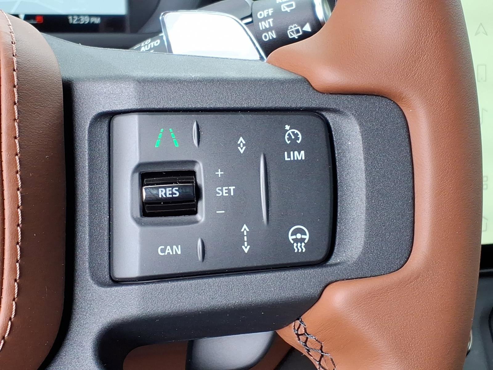 New 2026 Land Rover Defender 110 OCTA AWD/4WD image 15