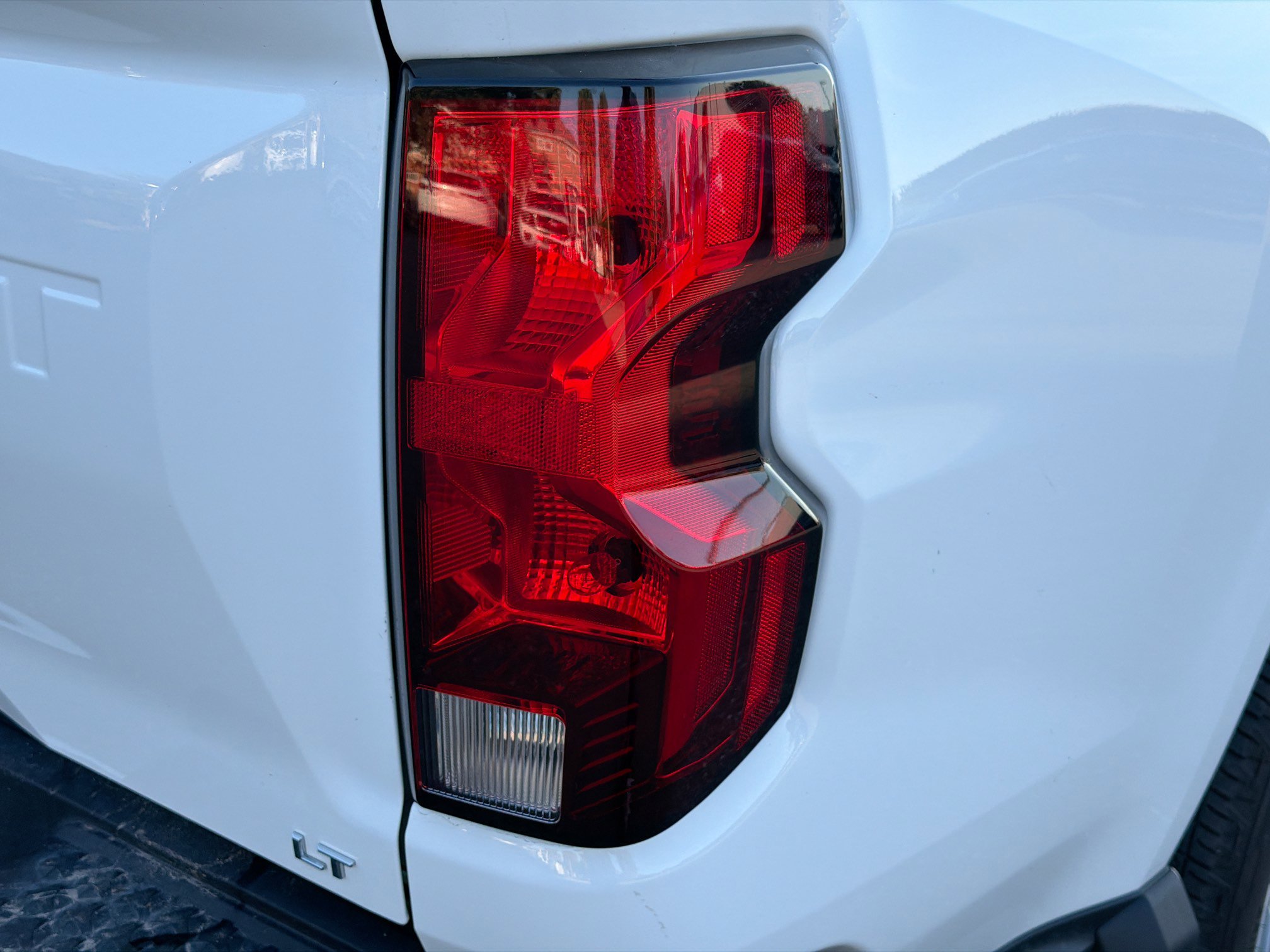 Used 2024 Chevrolet Colorado LT w/ Advanced Trailering Package image 10