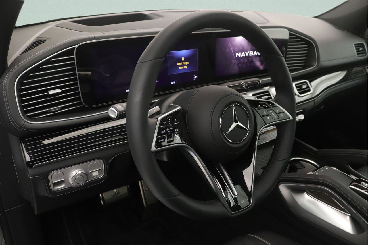 New 2026 Mercedes-Benz Maybach GLS 600 4MATIC image 4