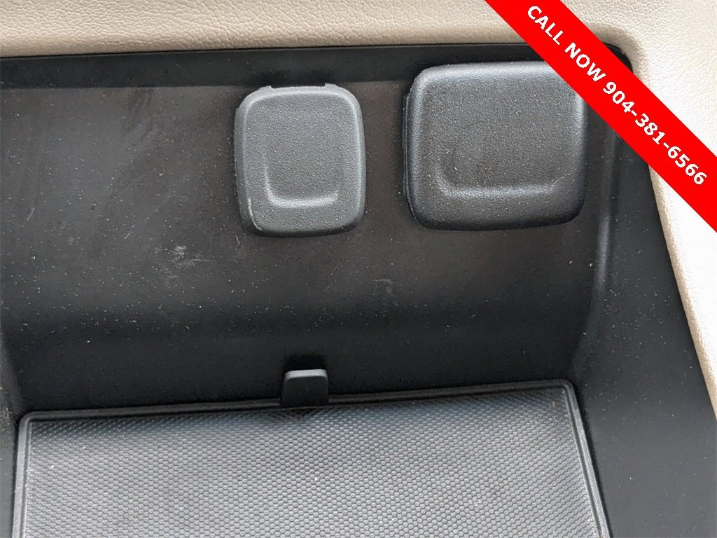 Used 2020 GMC Yukon XL SLT w/ HD Trailering Package image 26