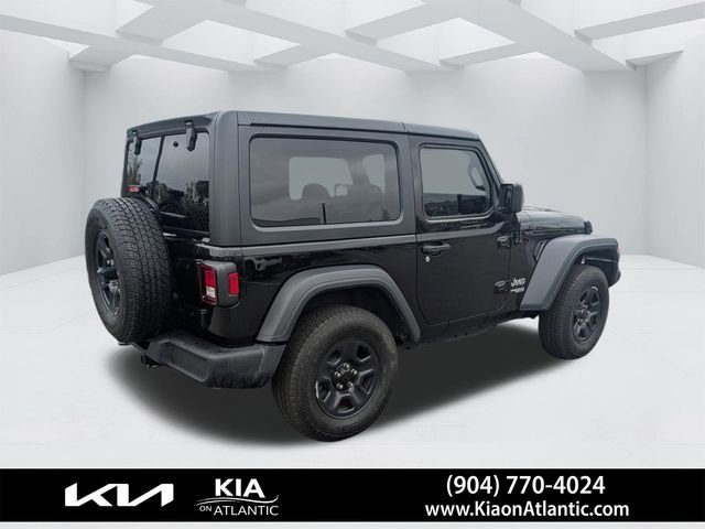Used 2020 Jeep Wrangler Sport image 3