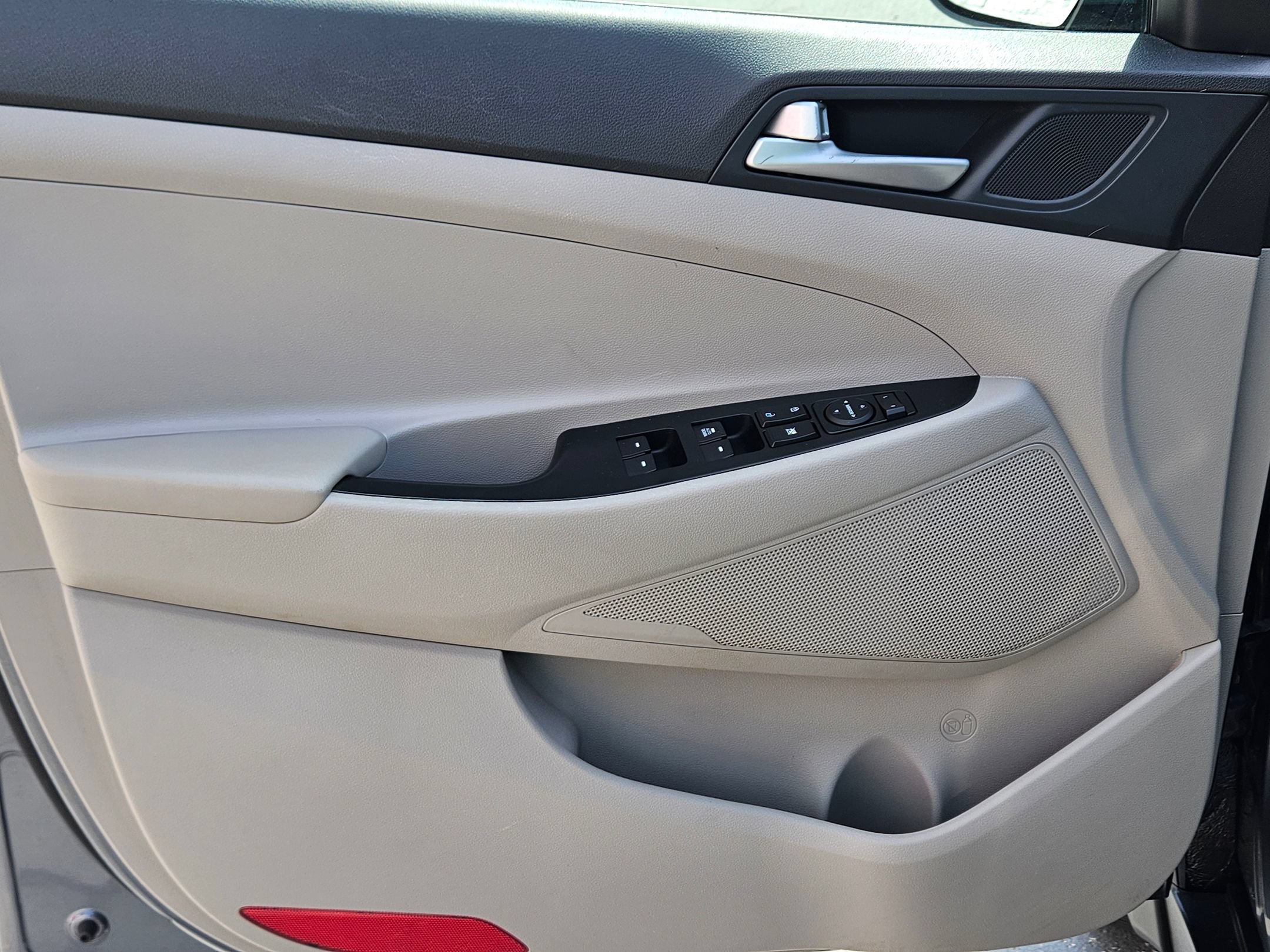 Used 2021 Hyundai Tucson SE FWD image 16