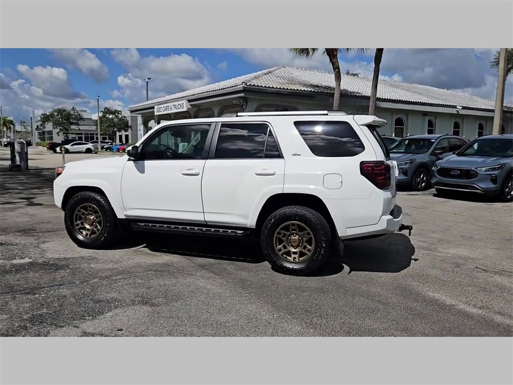 Used 2023 Toyota 4Runner SR5 image 29