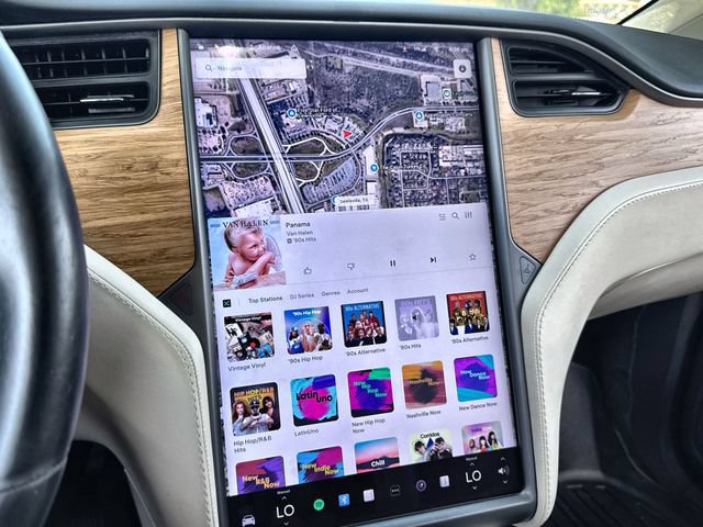Used 2019 Tesla Model X Long Range AWD/4WD image 16