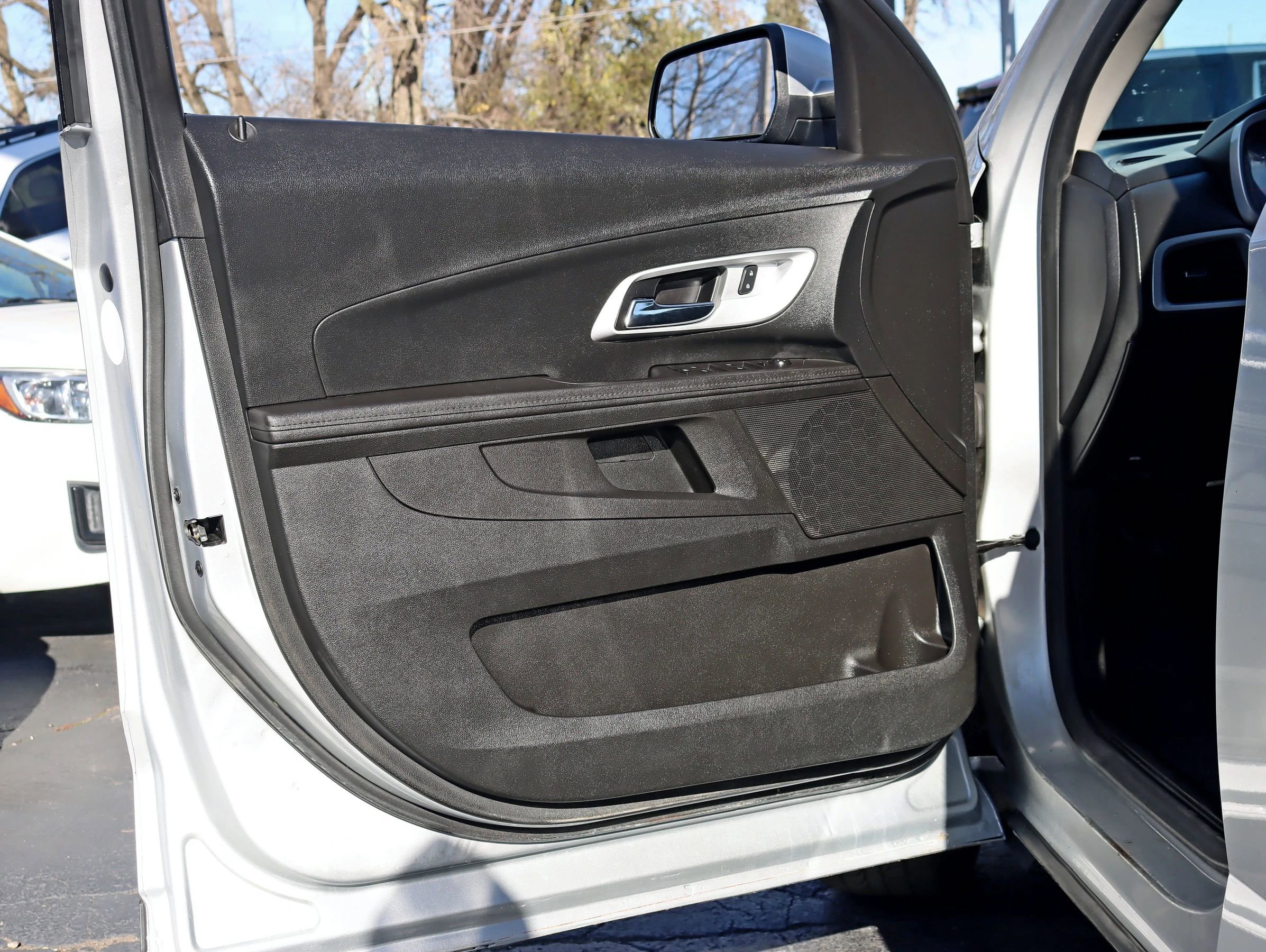 Used 2016 Chevrolet Equinox LT w/ Convenience Package image 28