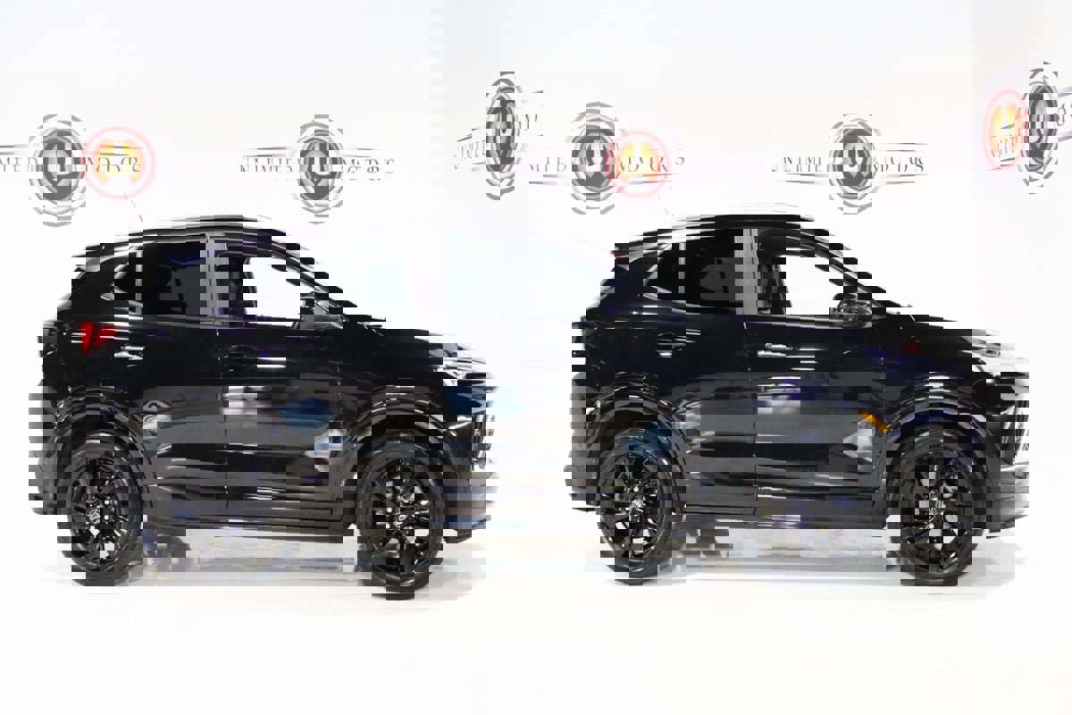 Used 2024 Buick Encore GX Sport Touring w/ Comfort Package FWD image 6