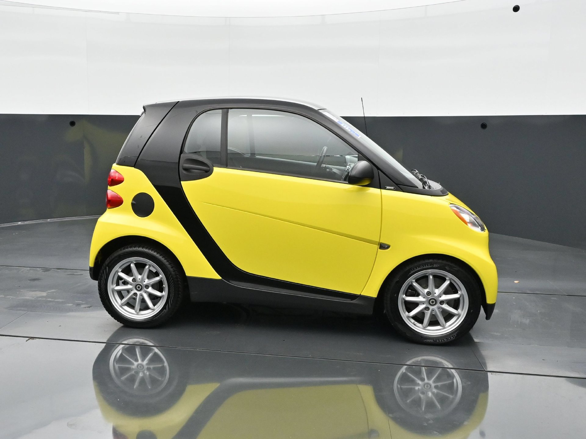 Used 2008 smart fortwo passion RWD image 8