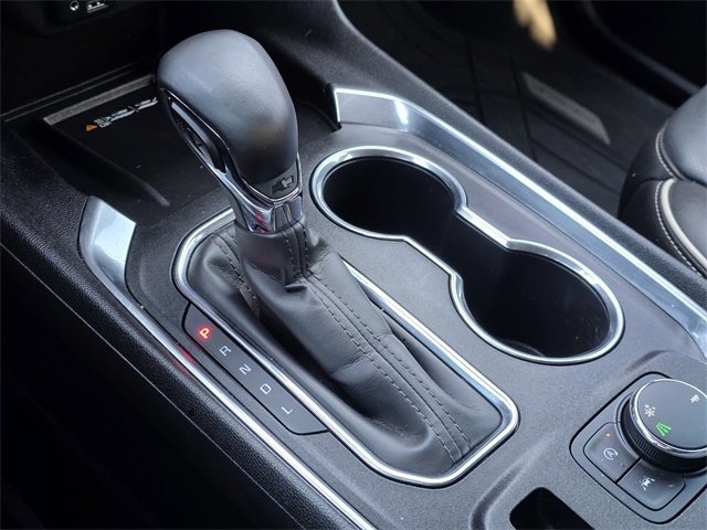 Used 2023 Chevrolet Traverse Premier w/ Redline Edition image 16