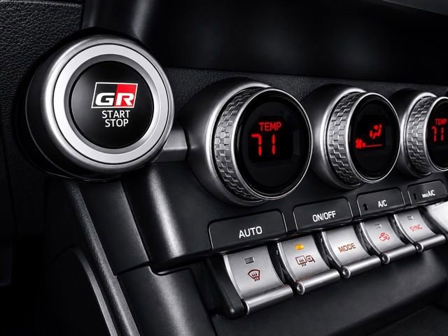 Used 2022 Toyota GR86 RWD image 23