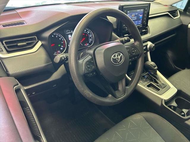 Certified 2021 Toyota RAV4 XLE w/ Convenience Package FWD image 13