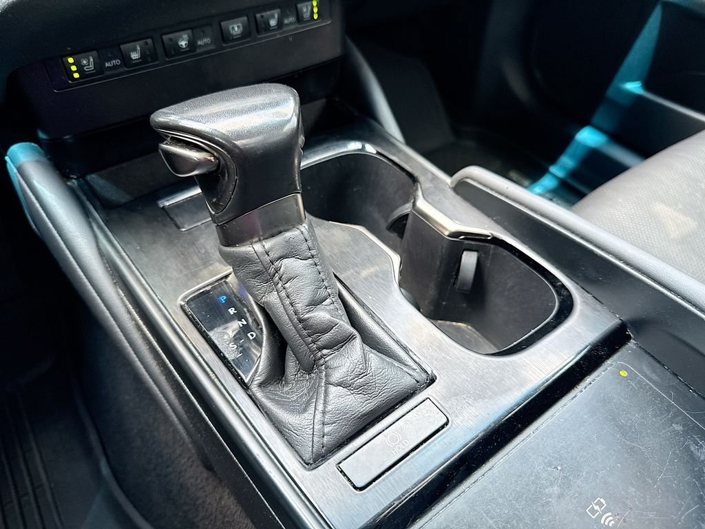 Used 2024 Lexus ES 350 Ultra Luxury FWD image 30