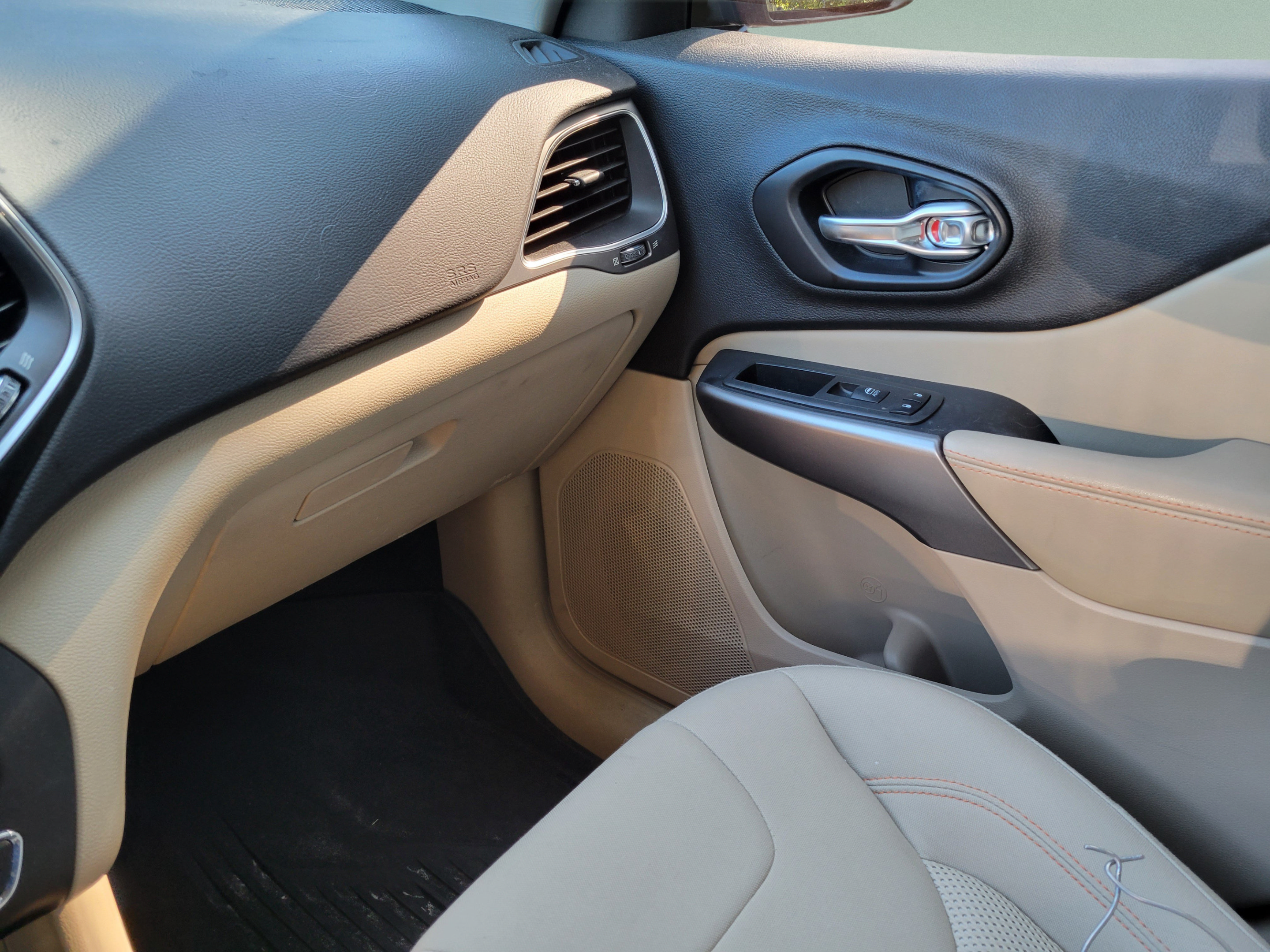 Certified 2021 Jeep Cherokee Latitude FWD image 20