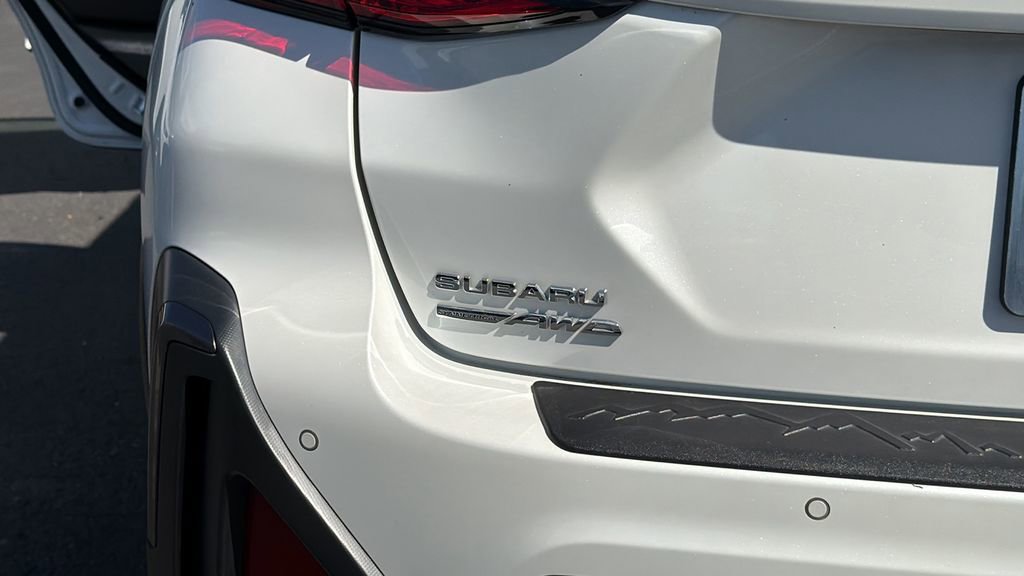 Used 2025 Subaru Crosstrek 2.5i Limited AWD/4WD image 12