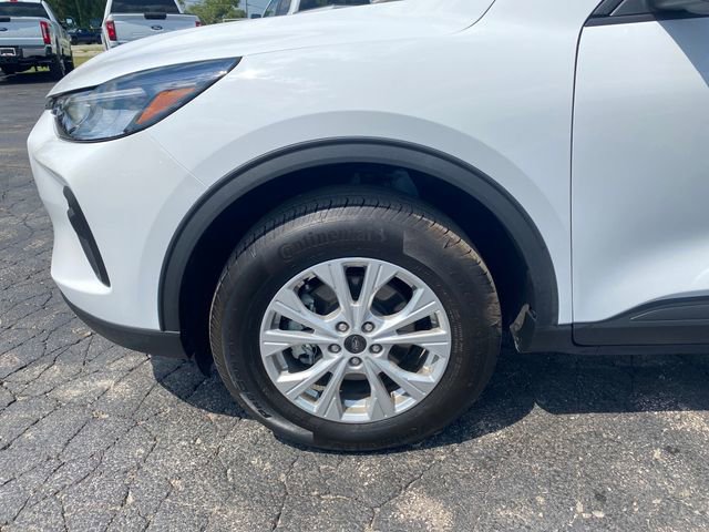 New 2025 Ford Escape Active w/ Cold Weather Package image 17