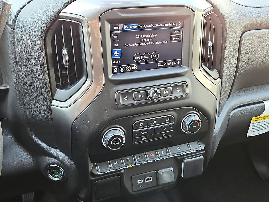 New 2026 Chevrolet Silverado 1500 Custom Trail Boss w/ LPO, Dark Essentials Package AWD/4WD image 16