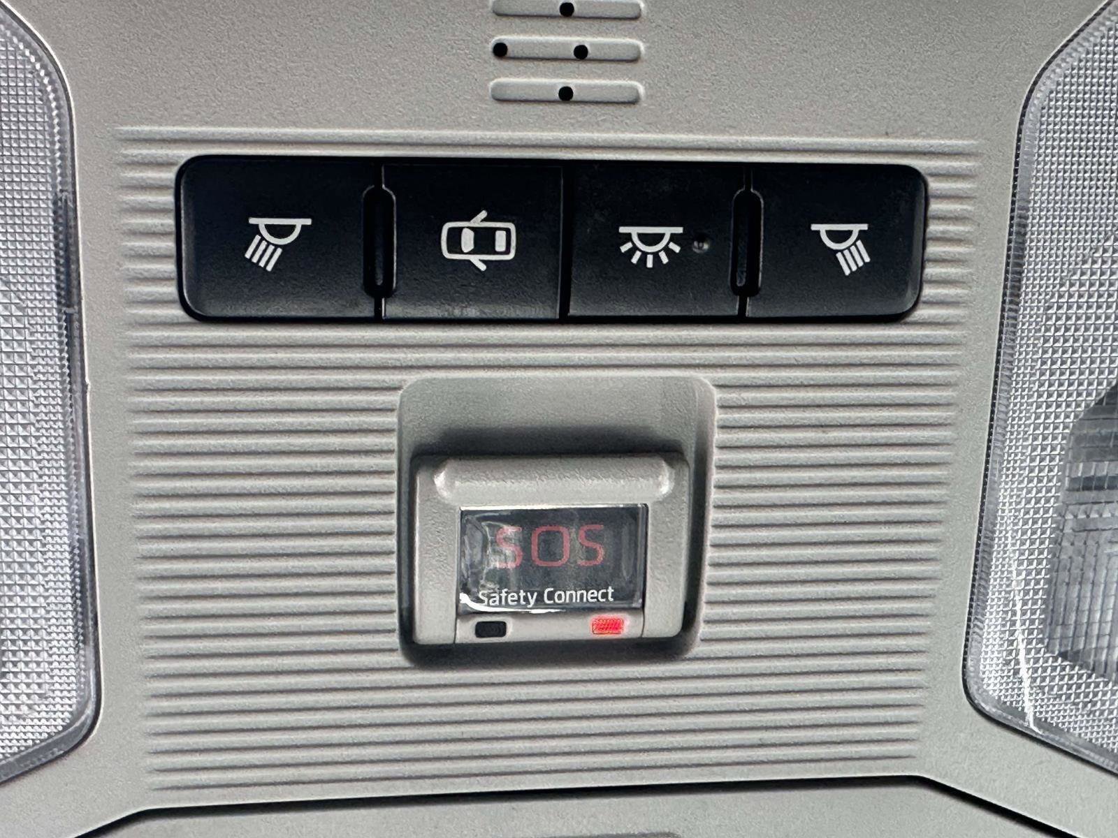 Used 2019 Toyota RAV4 LE AWD/4WD image 32