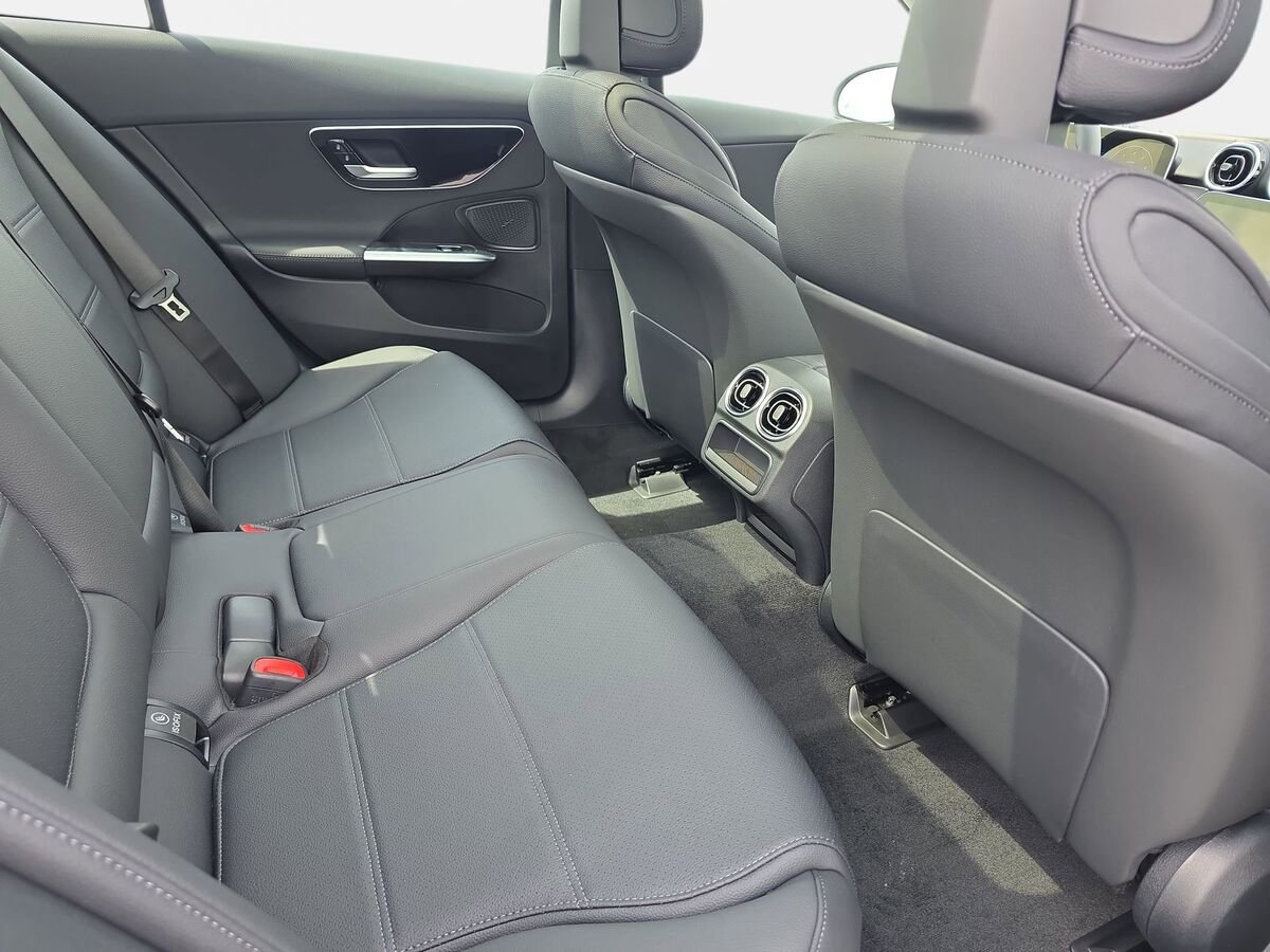 New 2026 Mercedes-Benz C 300 4MATIC Sedan image 11