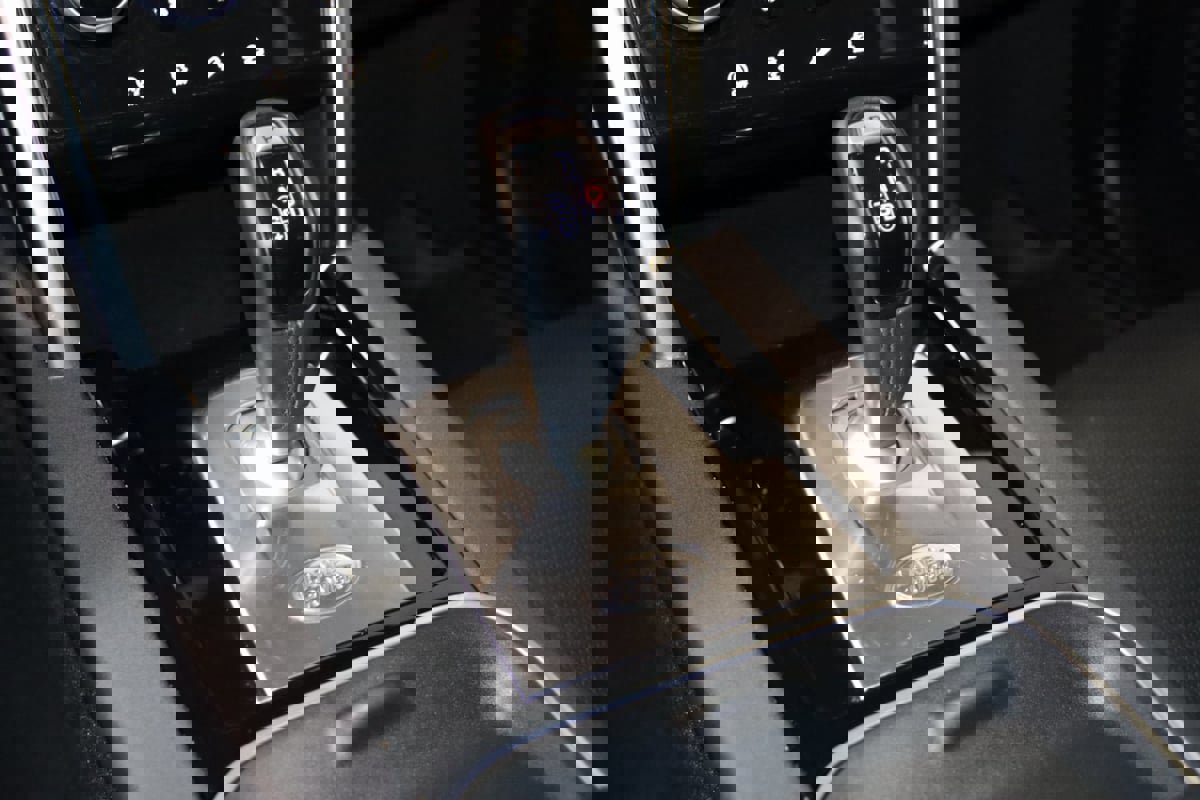 Used 2020 Land Rover Discovery Sport S image 39