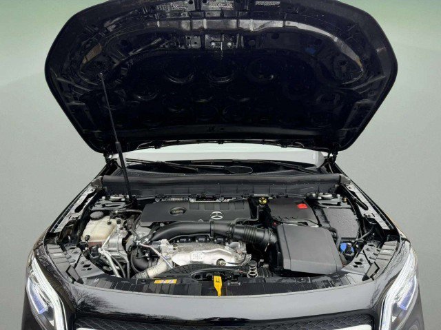 Certified 2022 Mercedes-Benz GLB 250 4MATIC image 32