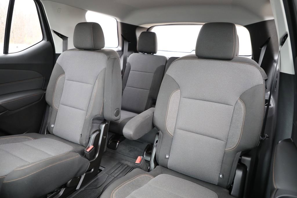 Certified 2021 Chevrolet Traverse LT w/ LPO, Floor Liner Package AWD/4WD image 12