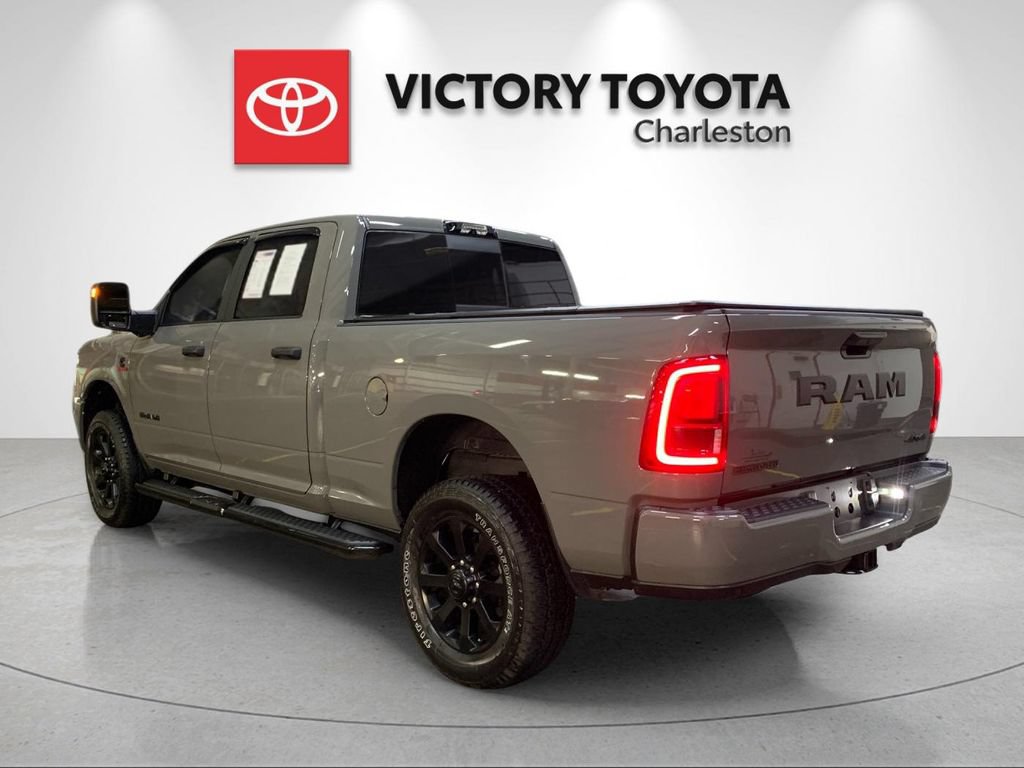 Used 2025 RAM 2500 Big Horn AWD/4WD image 3