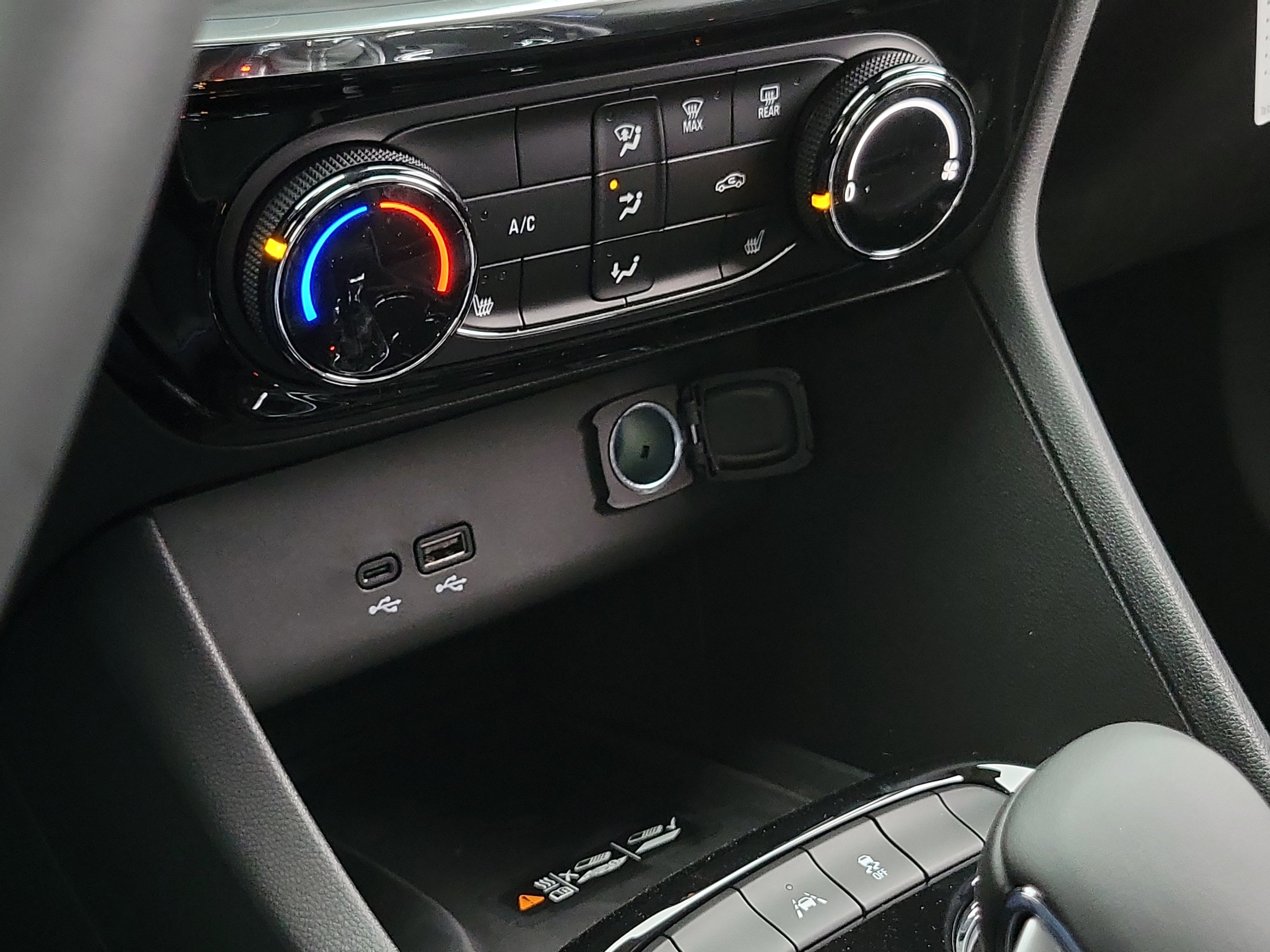 New 2026 Buick Encore GX Sport Touring w/ Advanced Technology Package image 30