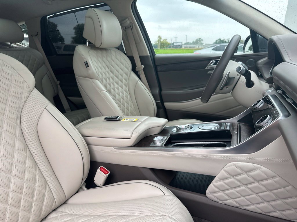 Used 2022 Genesis GV80 3.5T w/ Prestige Package 07 AWD/4WD image 38