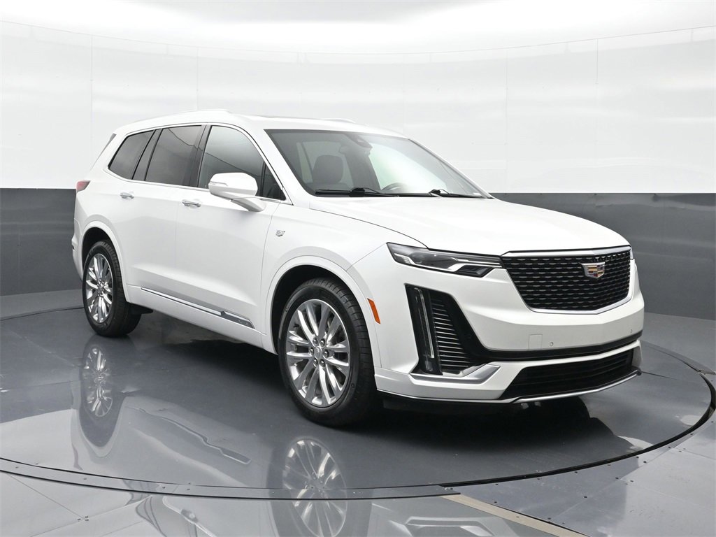 Certified 2023 Cadillac XT6 Premium Luxury image 12