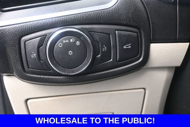 Used 2015 Ford Edge Titanium FWD image 13