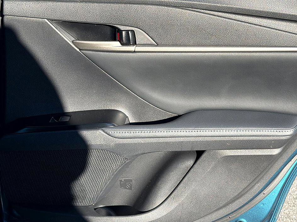 Used 2025 Toyota Camry XSE image 22