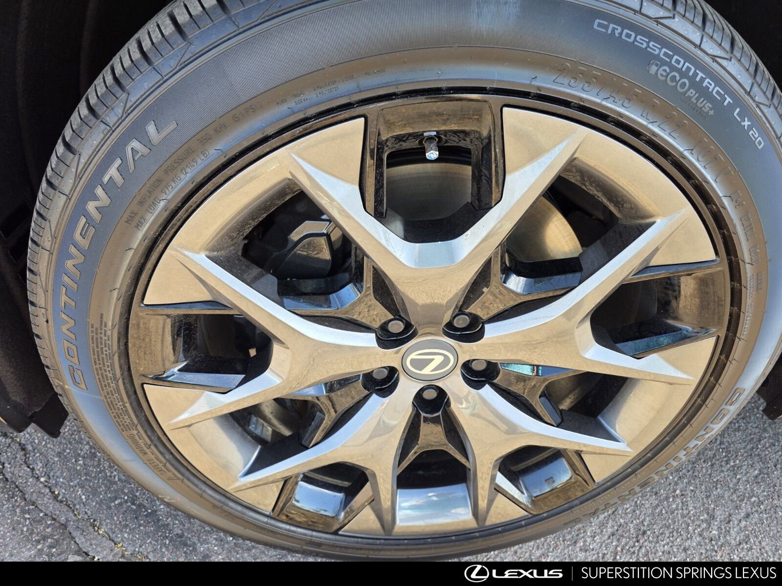 New 2026 Lexus TX 500h AWD image 10