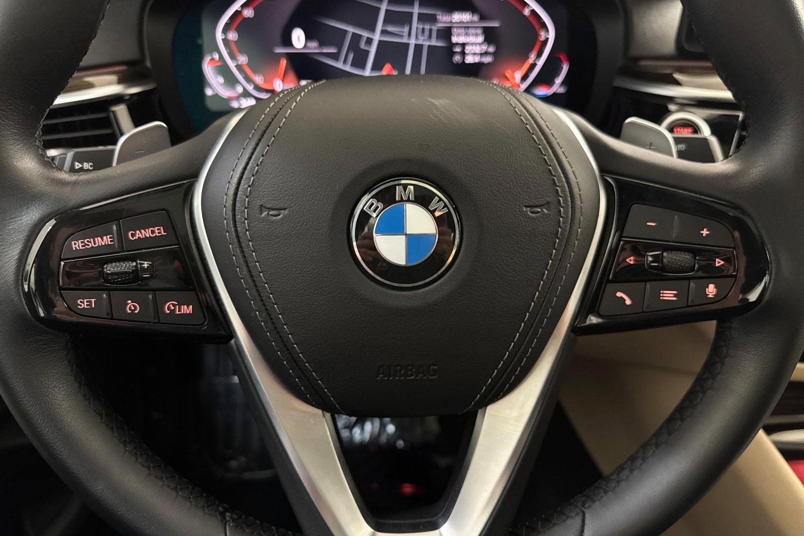 Certified 2023 BMW 530i w/ Premium Package image 18